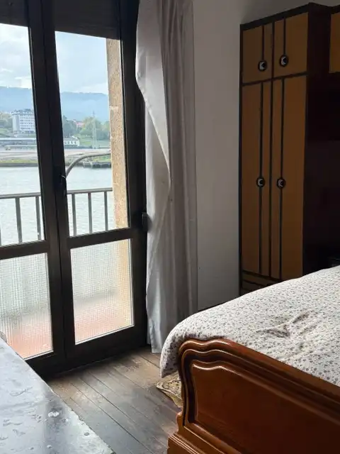 Bedroom of Flat for sale in Deusto