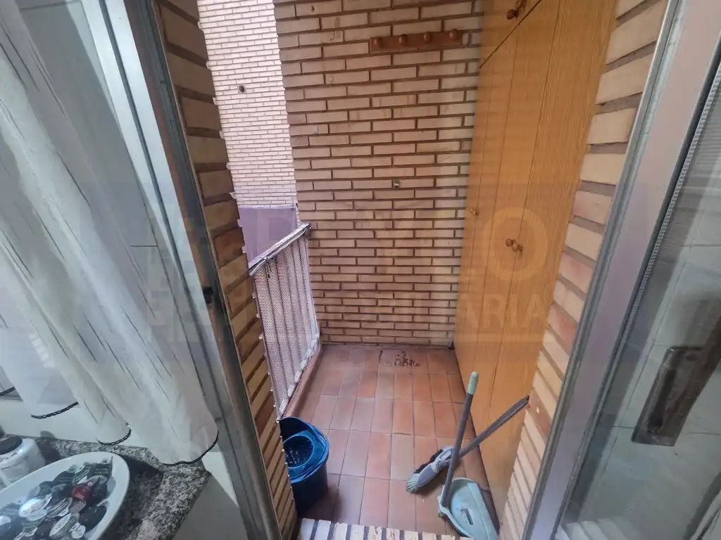 Flat with lift for sale in Calle Pintor Rosales, imagen 5