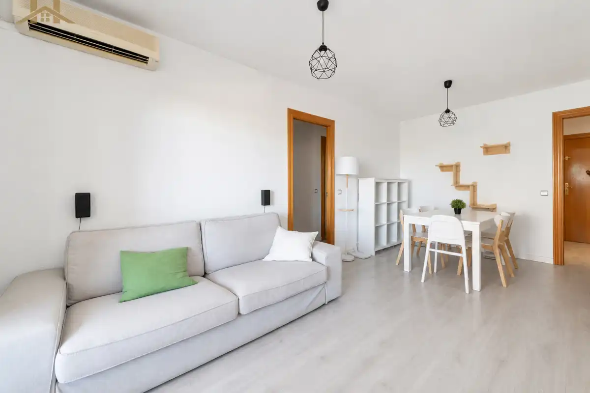 Sala d'estar de Pis en venda en Móstoles amb Aire condicionat i Terrassa