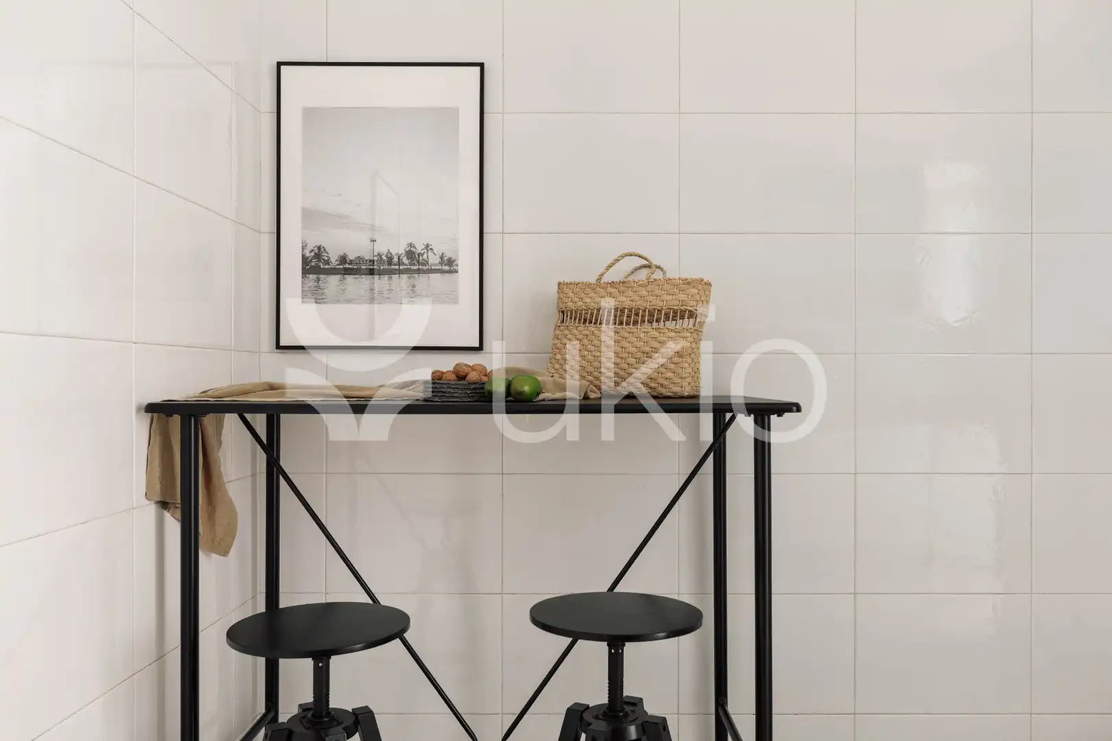 Cuina de Apartament de lloguer en Barcelona amb Aire condicionat, Calefacció i Moblat