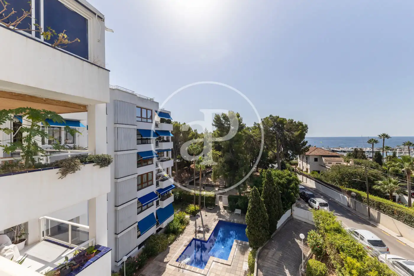 Außenansicht von Wohnung zur Miete in  Palma de Mallorca mit Klimaanlage, Heizung und Privatgarten