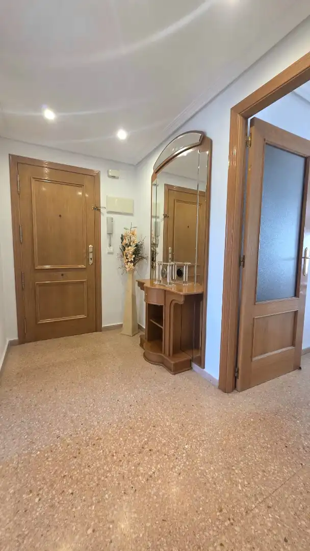 Piso en venta en Alicante / Alacant con Aire acondicionado, Calefacción y Terraza