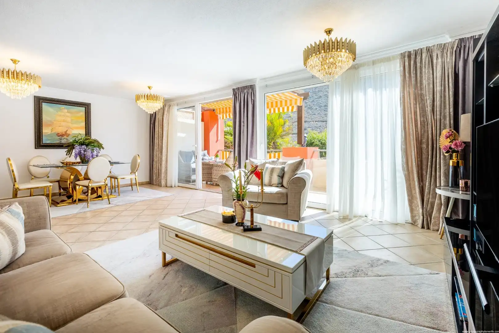 Sala de estar de Casa o chalet en venta en Arona con Aire acondicionado, Jardín privado y Terraza