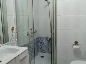 Baño de Piso en venta en Santander con Calefacción y Amueblado