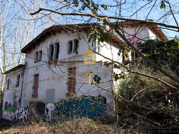 Casa rustica con giardino in vendita a Lloc Mas el Moli de la Torre