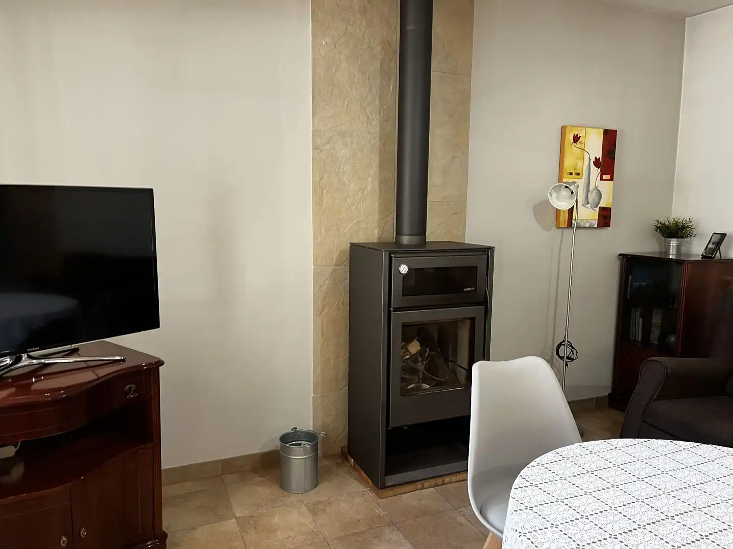 Sala d'estar de Casa o xalet en venda en Ontinyent amb Aire condicionat, Calefacció i Jardí privat