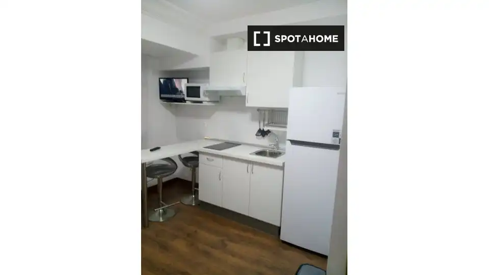 Wohnung mit Terrasse zur Miete in Quatre Carreres, imagen 3