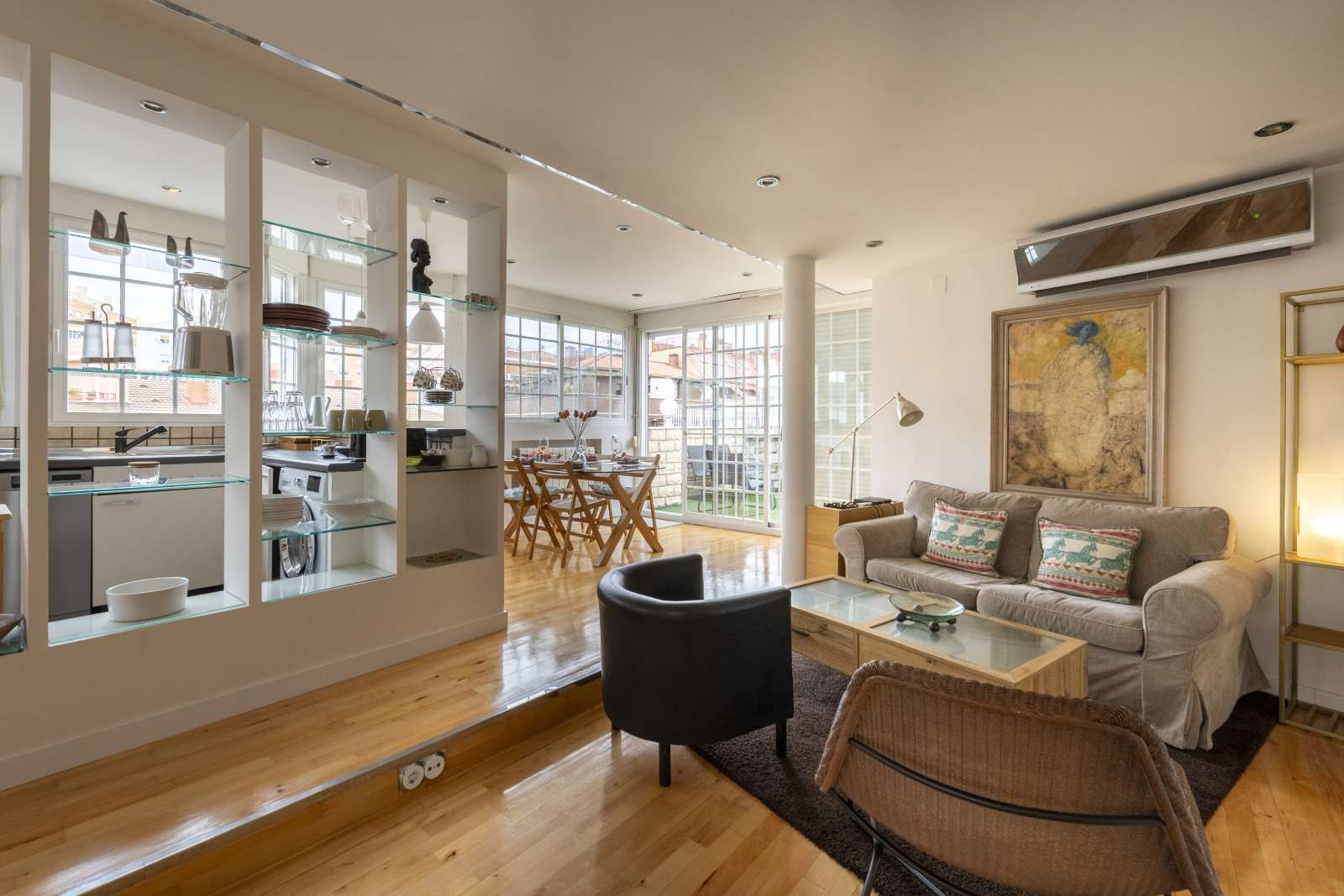 Sala d'estar de Apartament per a compartir en  Madrid Capital amb Aire condicionat, Calefacció i Terrassa