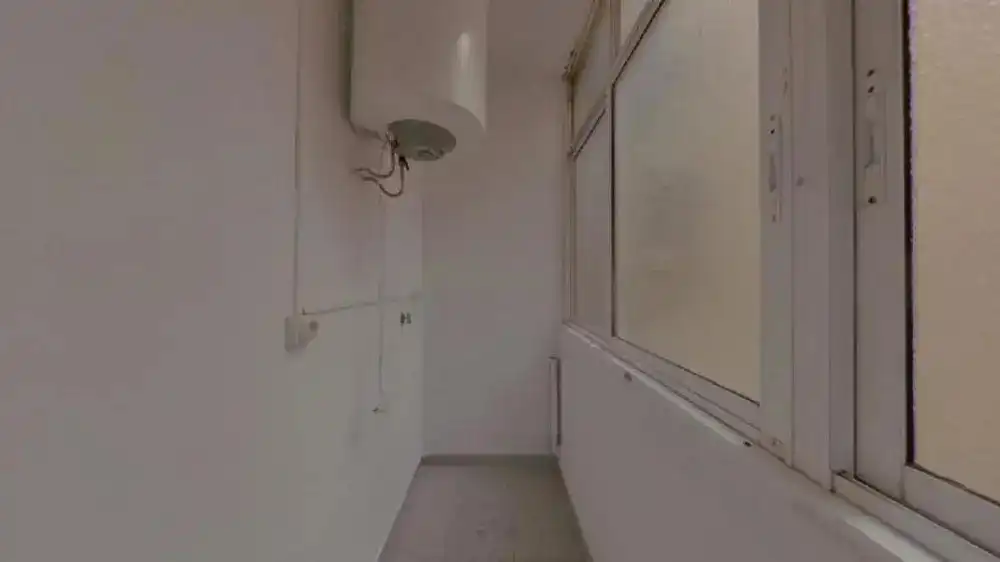 Pis amb ascensor en venda a Carrer del Cadí, imagen 5