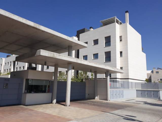 Garaje en Venta en Avenida Europa