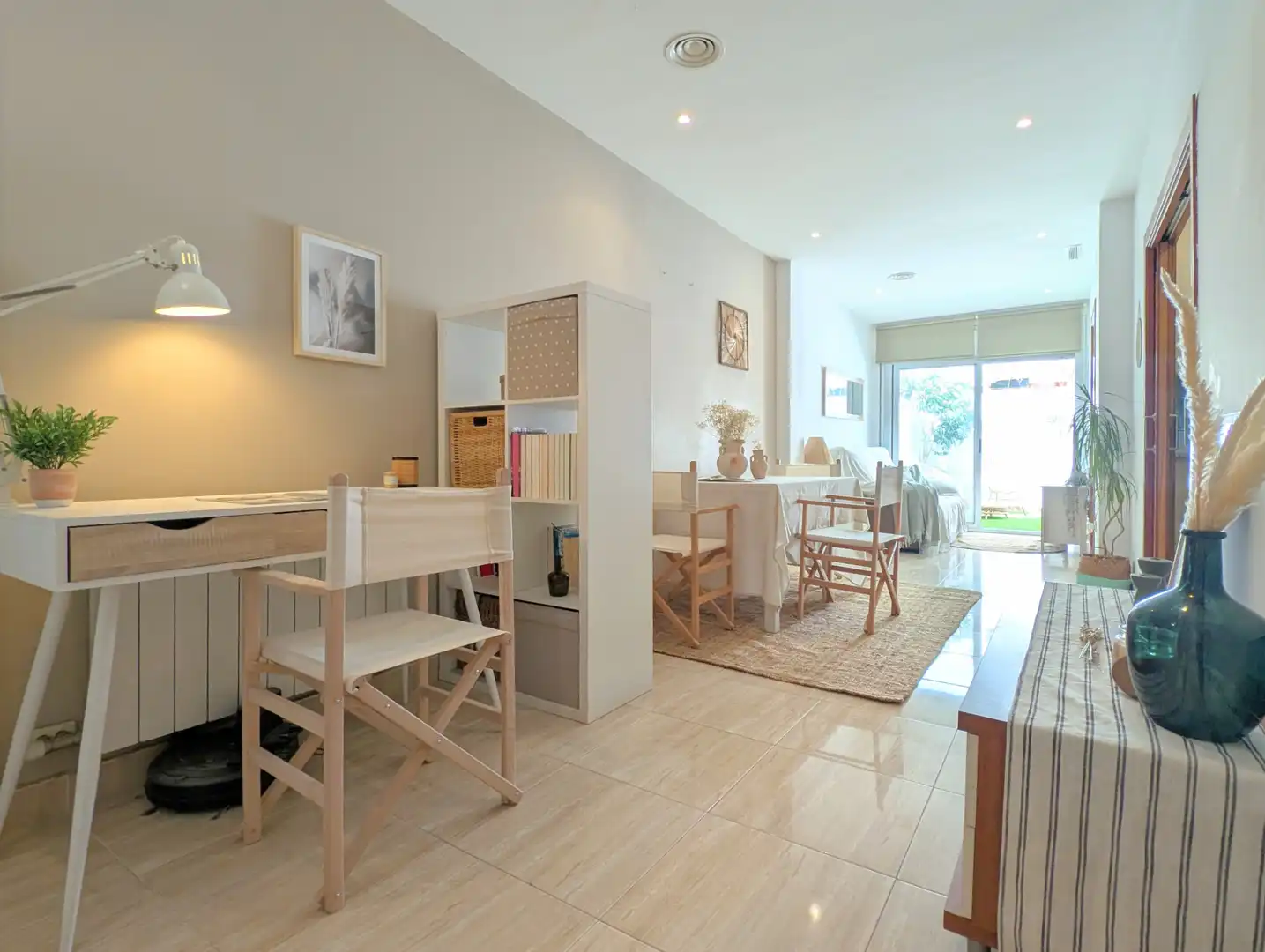 Wohnzimmer von Erdgeschoss zum Verkauf in Mataró mit Klimaanlage, Heizung und Terrasse