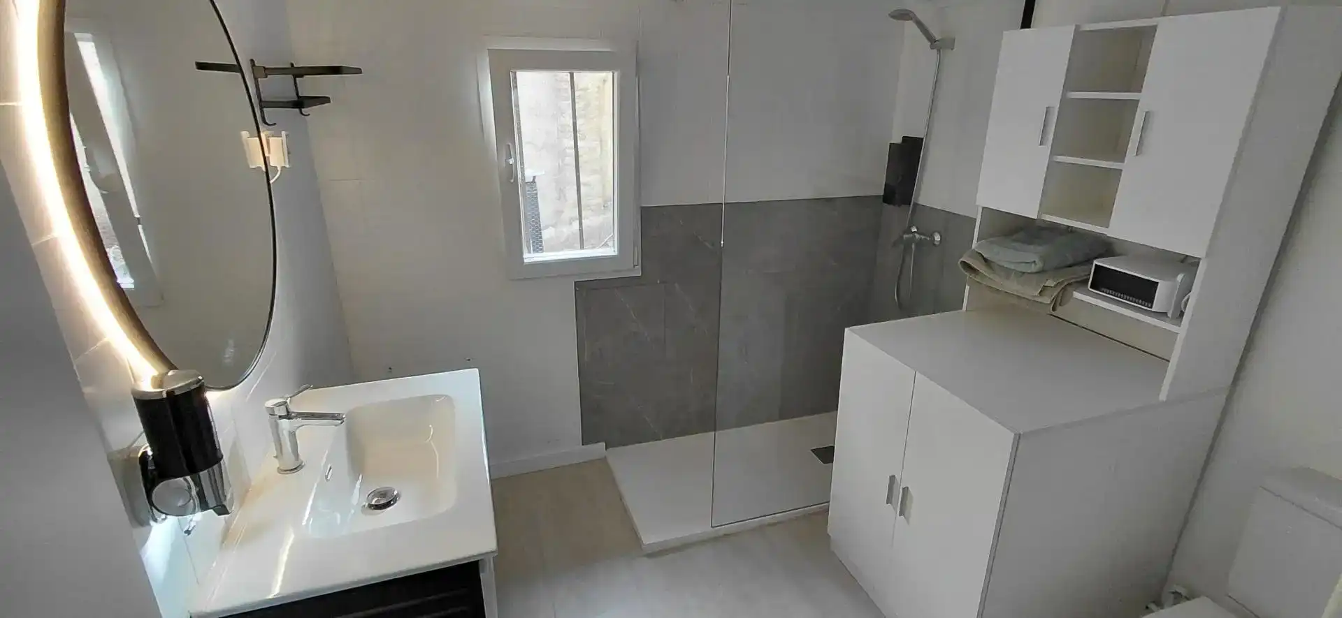 Bany de Pis en venda en Ayerbe