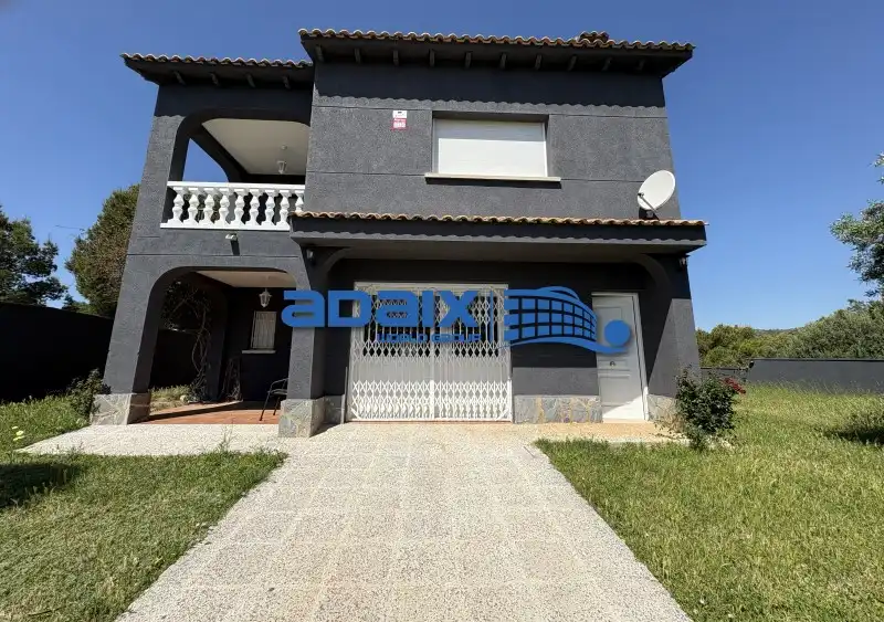 Houses for sale in Roda de Berà