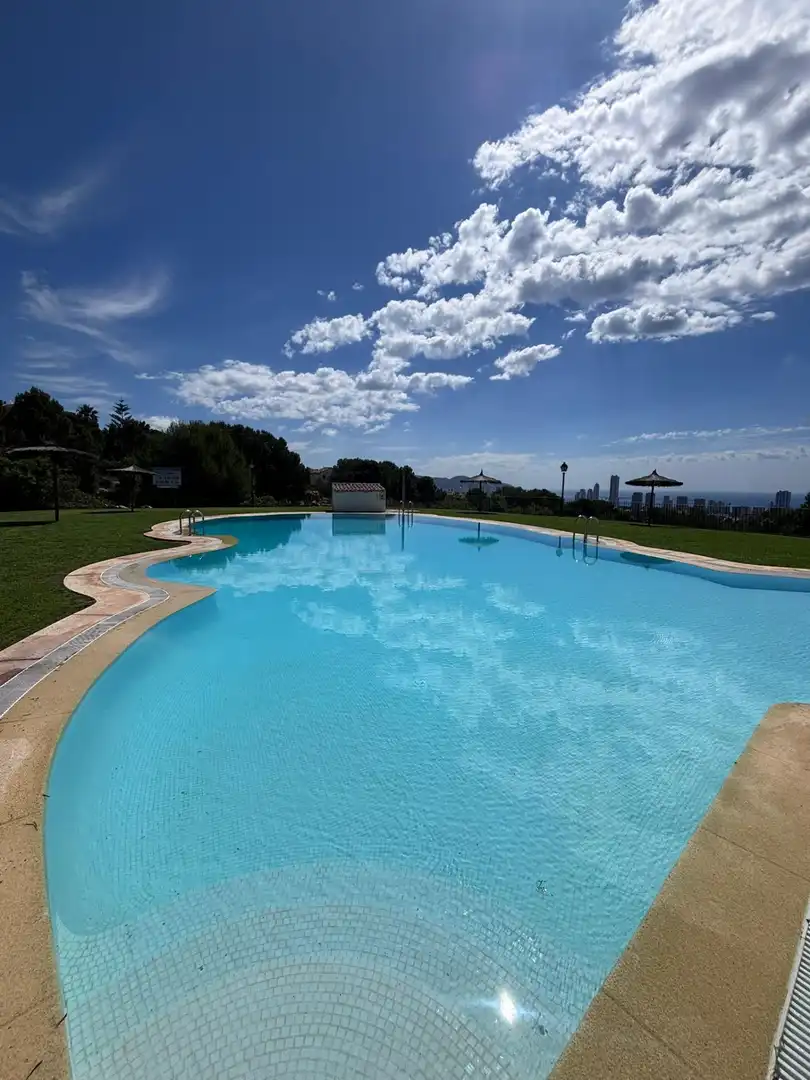 Bungalow amb terrassa en venda a Golf Bahía, imagen 28