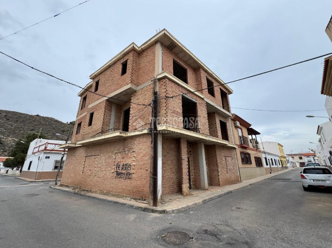 Vista exterior de Casa adosada en venta en Motril