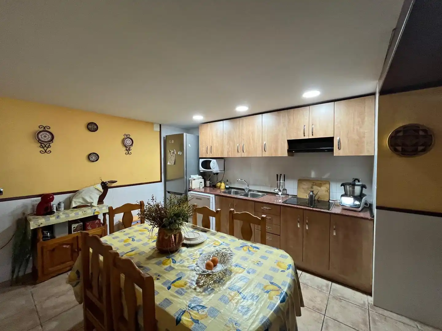 Cocina de Casa o chalet en venta en Monzón con Aire acondicionado y Calefacción