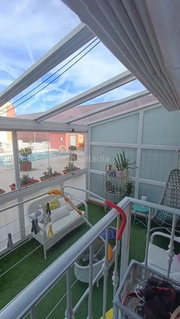 Adossat amb piscina en venda a Calle los Fueros de Logroño 1, imagen 5
