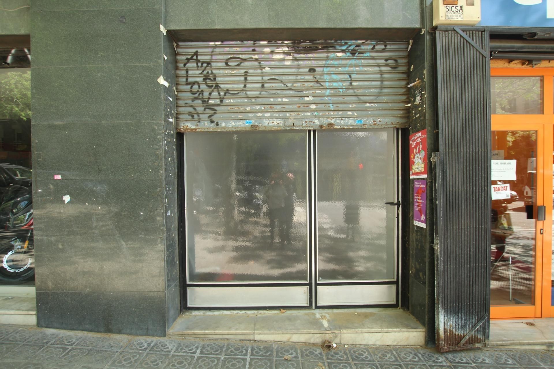 Premises for sale in  Barcelona Capital