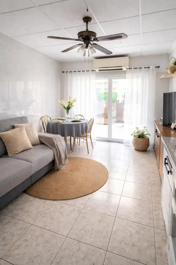 Sala d'estar de Casa o xalet en venda en Cartagena amb Jardí privat, Terrassa i Moblat