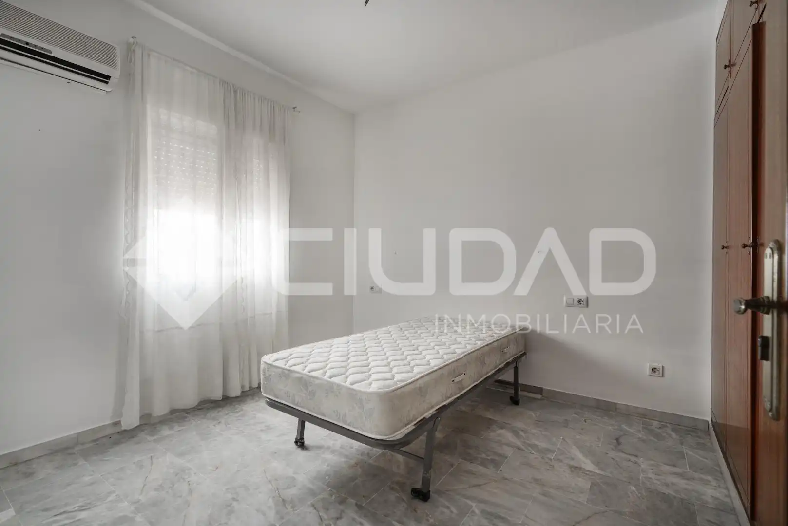 Habitación de Casa o chalet en venta en Isla Mayor con Aire acondicionado y Jardín privado