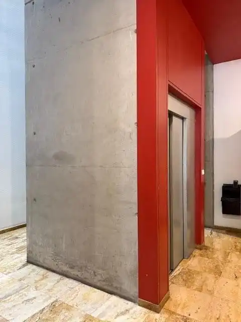 Außenansicht von Wohnung zum Verkauf in Murcia mit Klimaanlage und Abstellraum