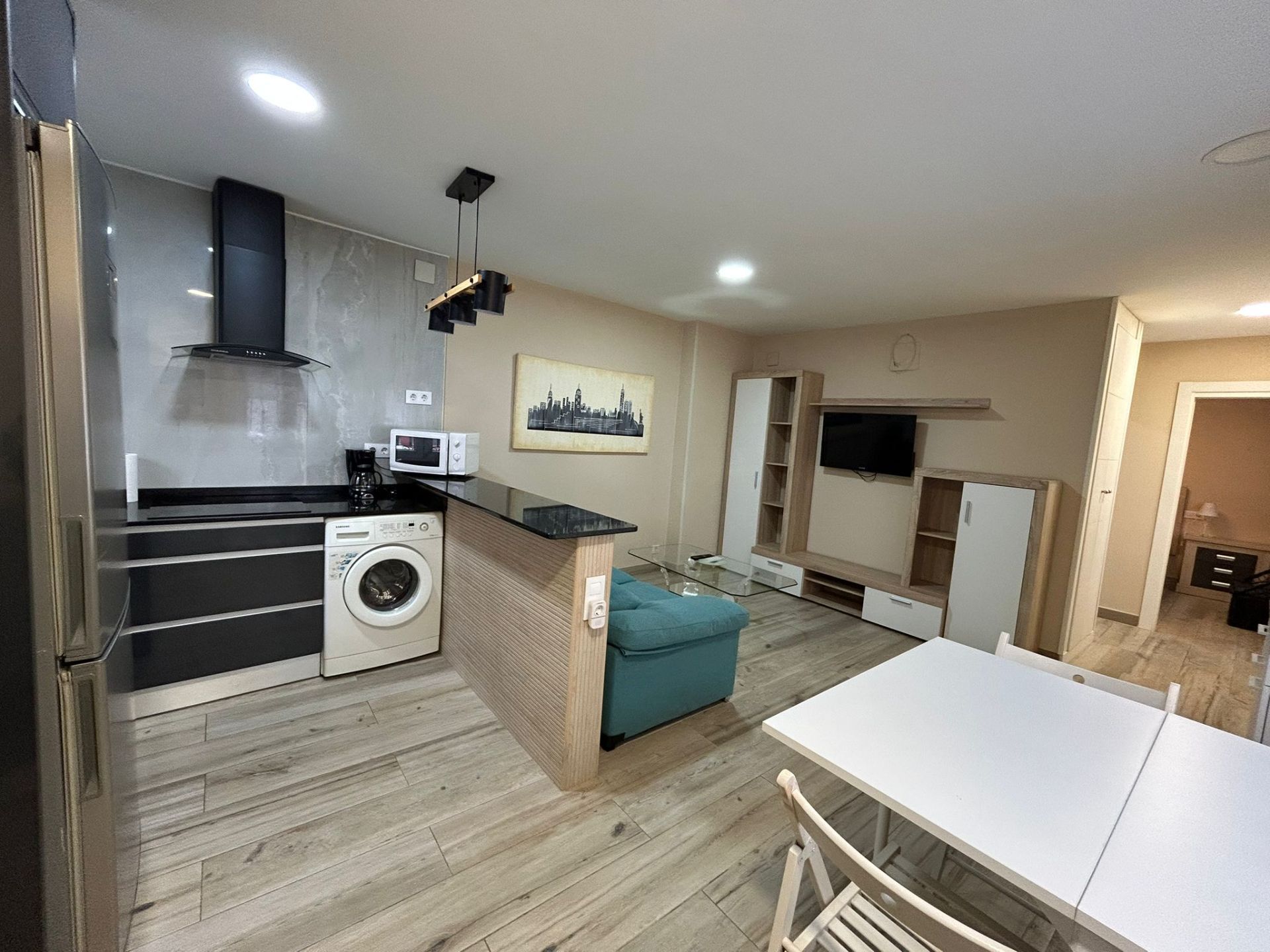 Cuina de Apartament de lloguer en Coria amb Aire condicionat i Moblat