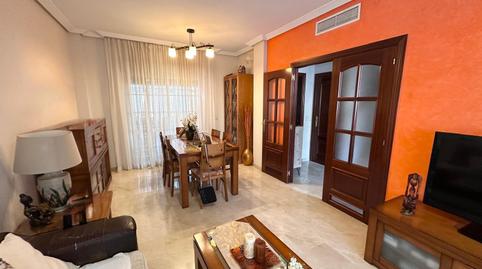 Foto 4 de Casa adosada en venta en Calle Calle Irlanda, 11, Distrito Zeta - Recinto Ferial Cortijo de Torres, Málaga