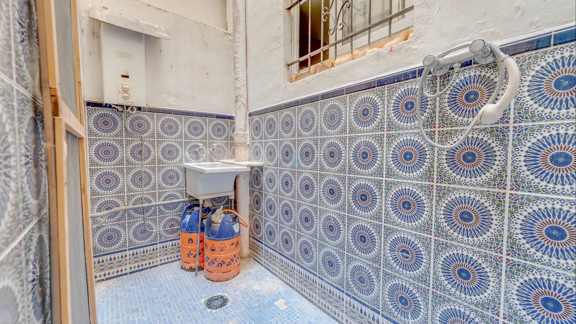 Flat with terrace for sale in Playa de los Locos, imagen 7