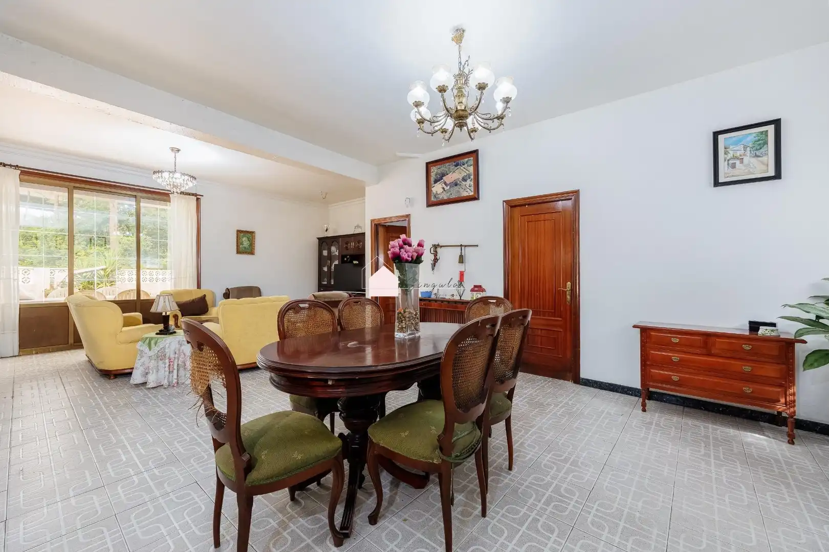 Comedor de Casa o chalet en venta en Gondomar con Calefacción, Jardín privado y Trastero