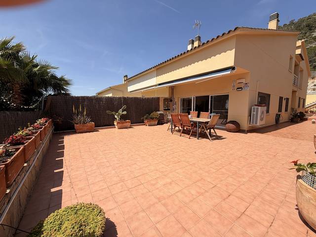 Casa-chalet en Venta en Levantina - Montgavina - Quintmar