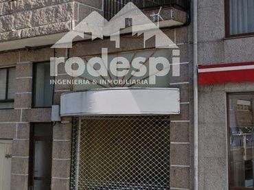 Locale commerciale in affitto a A Cañiza
