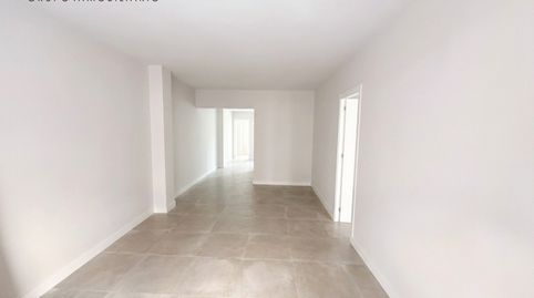Foto 3 de Pis en venda a Hispanidad - Vivar Téllez, Vélez-Málaga