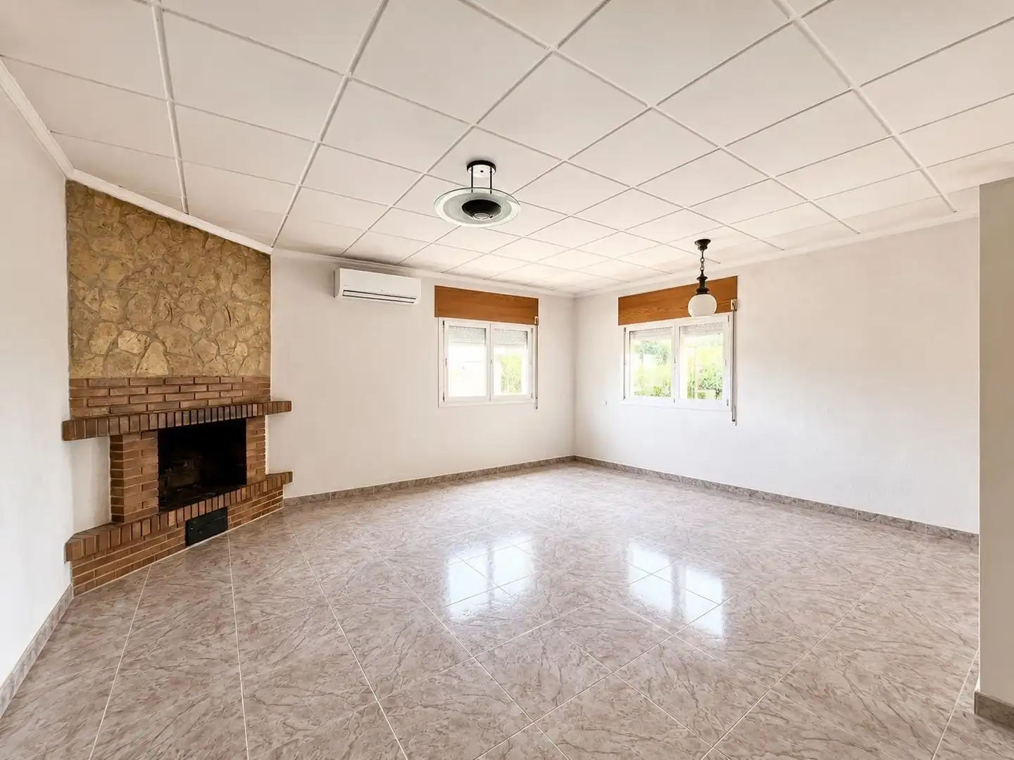 Living room of Houses for sale in Amposta