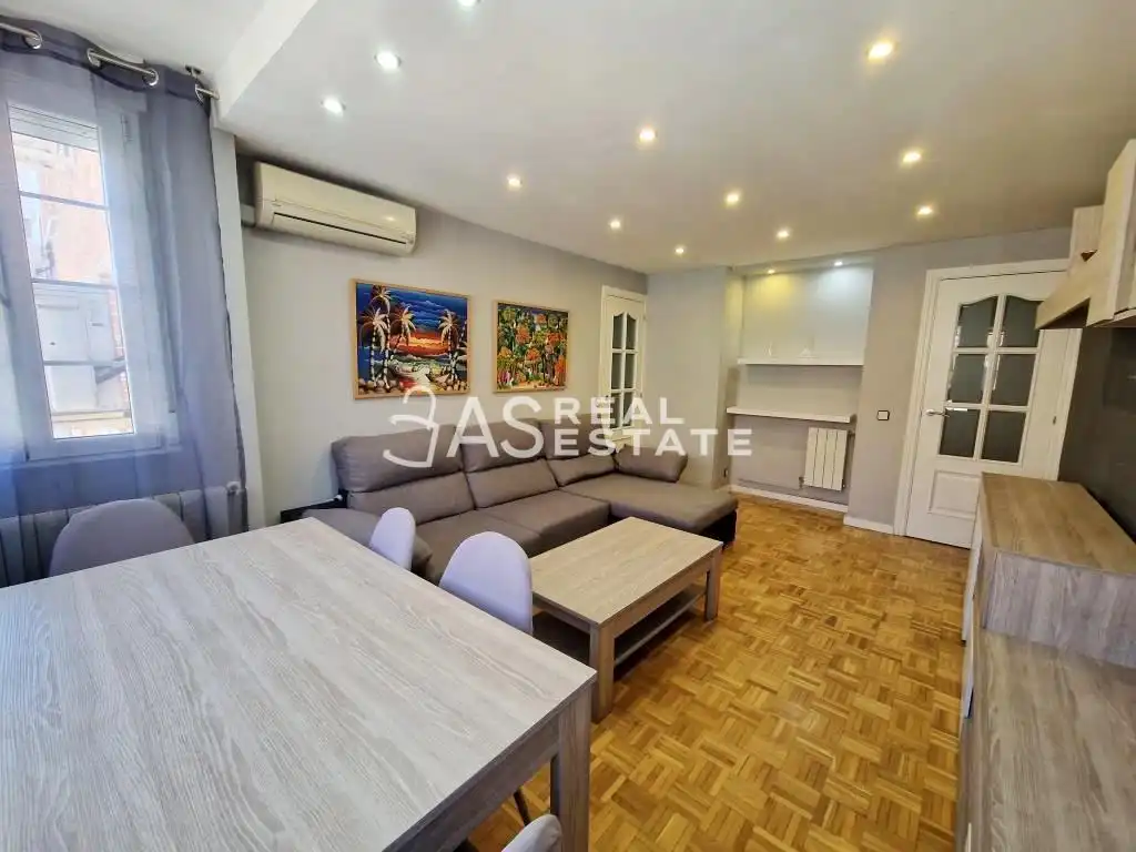 Vista exterior de Piso en venta en Alcorcón con Aire acondicionado y Amueblado