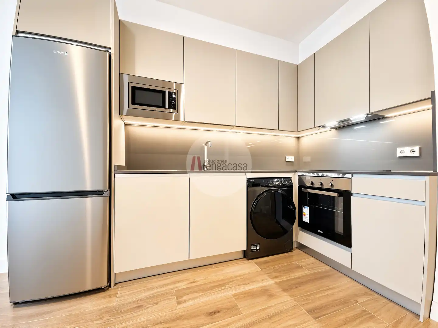 Cuina de Apartament en venda en Madrid amb Aire condicionat, Calefacció i Parquet