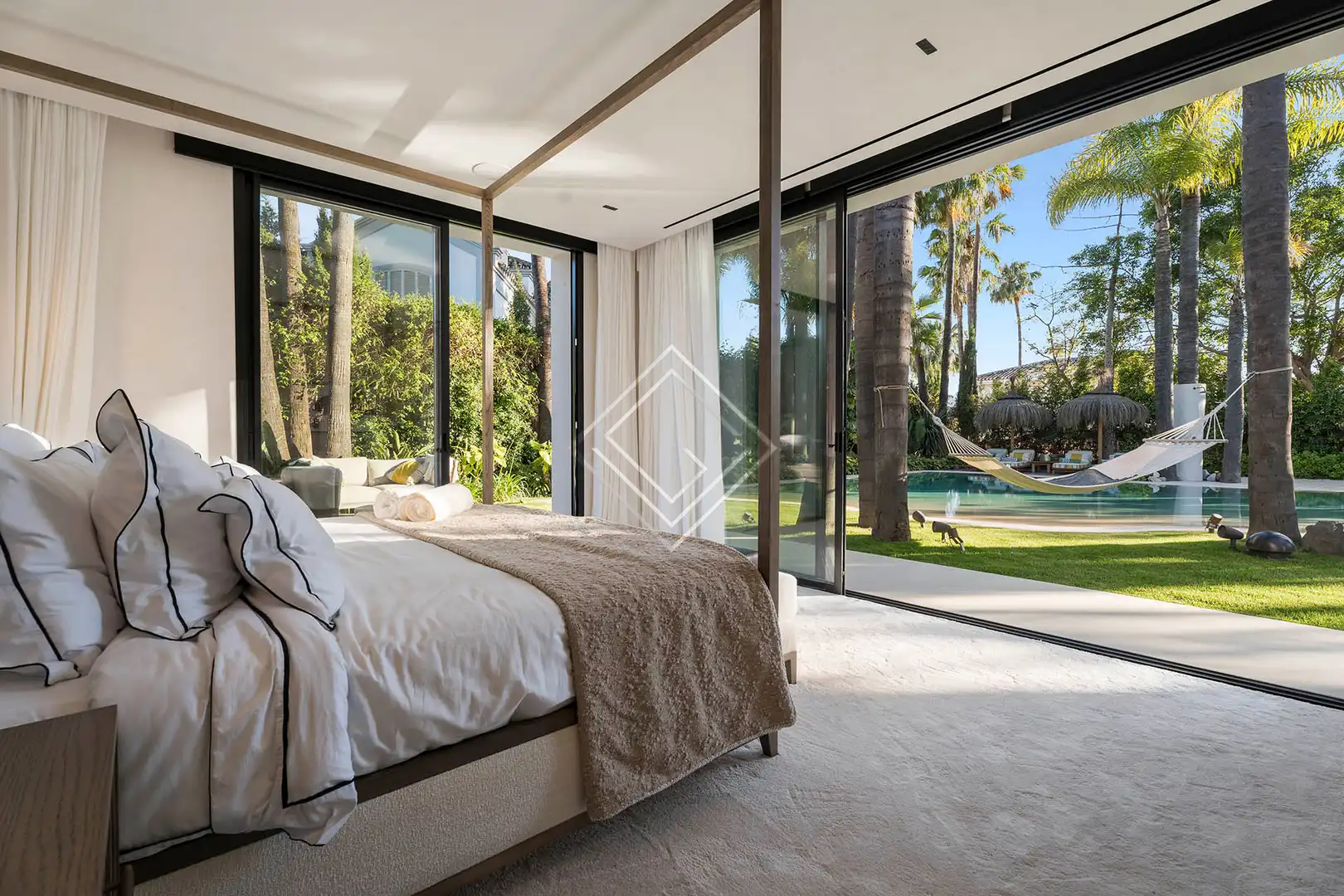 Habitación de Casa o chalet en venta en Marbella con Aire acondicionado, Jardín privado y Terraza