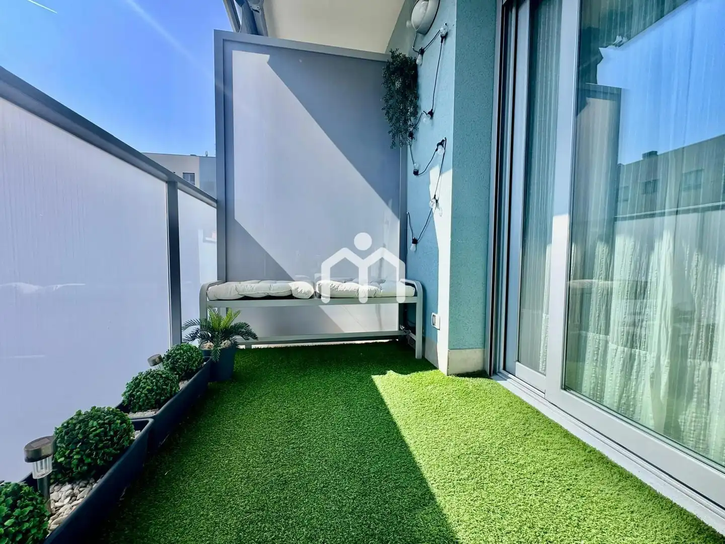 Balcony of Flat for sale in Badalona  with Air Conditioner, Heating and Parquet flooring