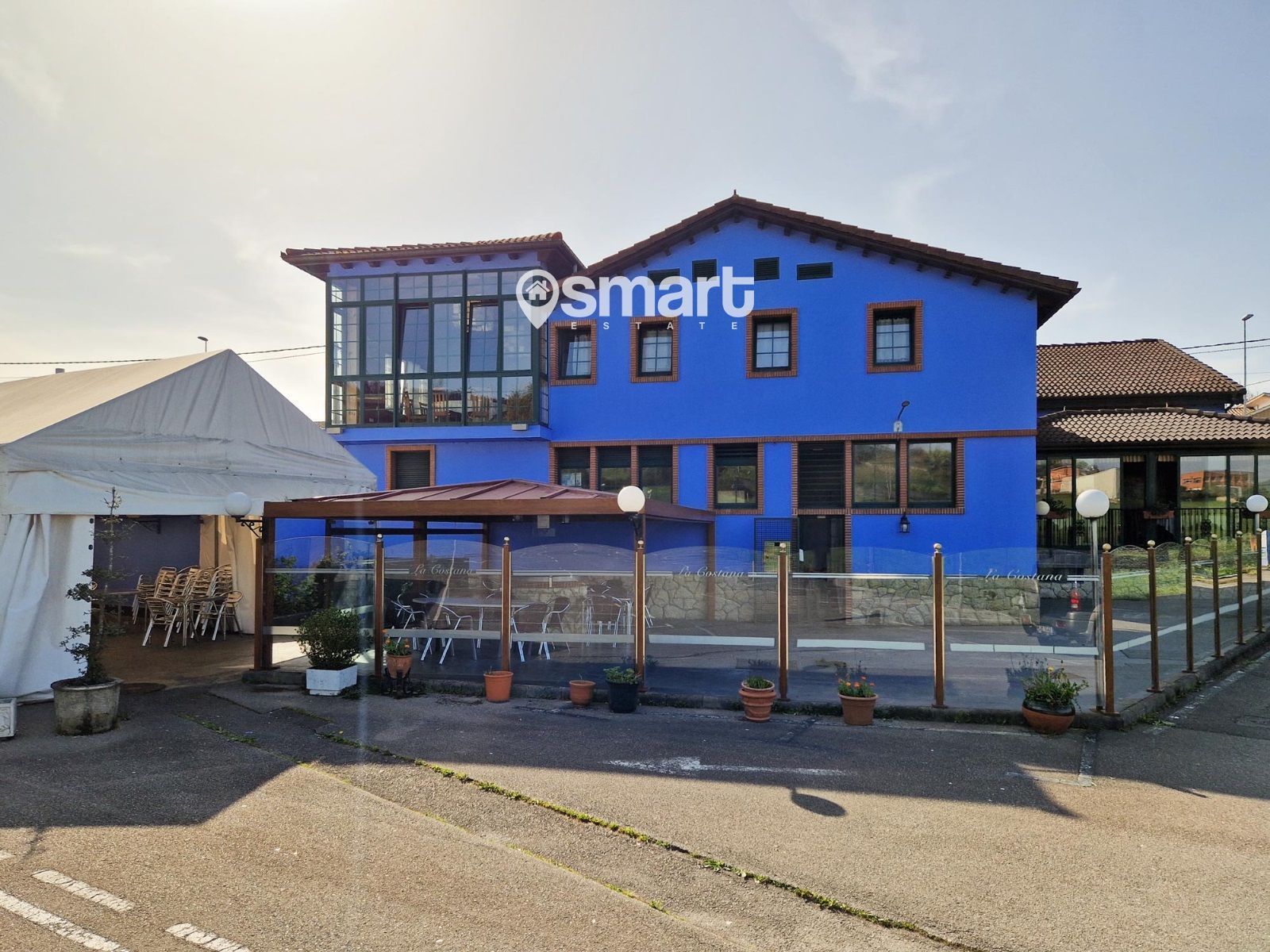 Building for sale in Siero