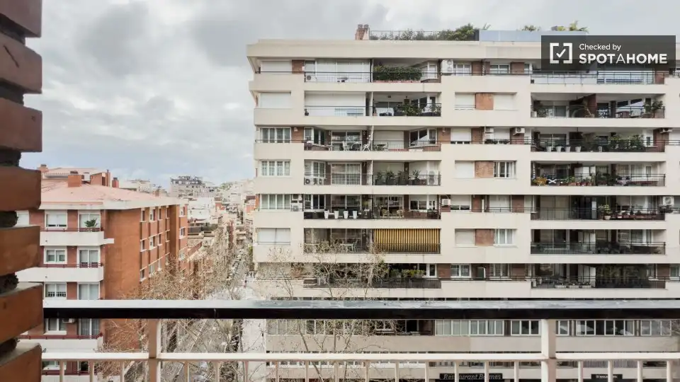 Habitació a Sant Gervasi i la Bonanova