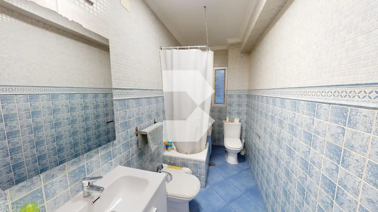 Bathroom of Flat for sale in Alicante / Alacant  with Air Conditioner, Parquet flooring and Terrace