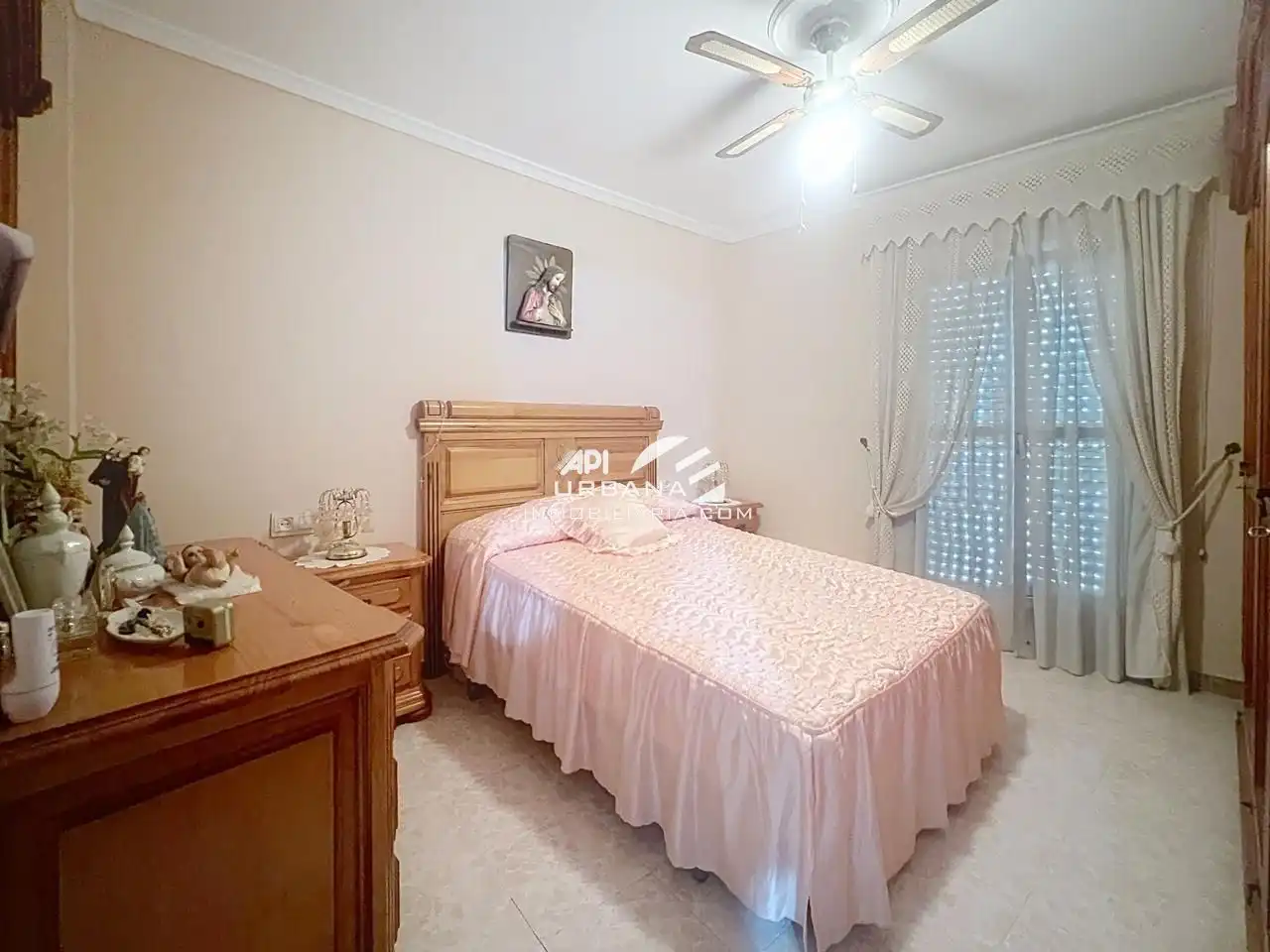 Habitación de Piso en venta en Lucena con Aire acondicionado