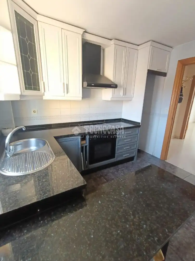 Cocina de Piso en venta en Córdoba con Aire acondicionado, Terraza y Amueblado