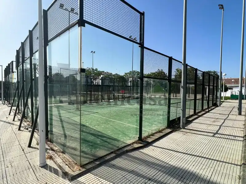 Vista exterior de Casa adosada en venta en Punta Umbría con Aire acondicionado, Calefacción y Jardín privado