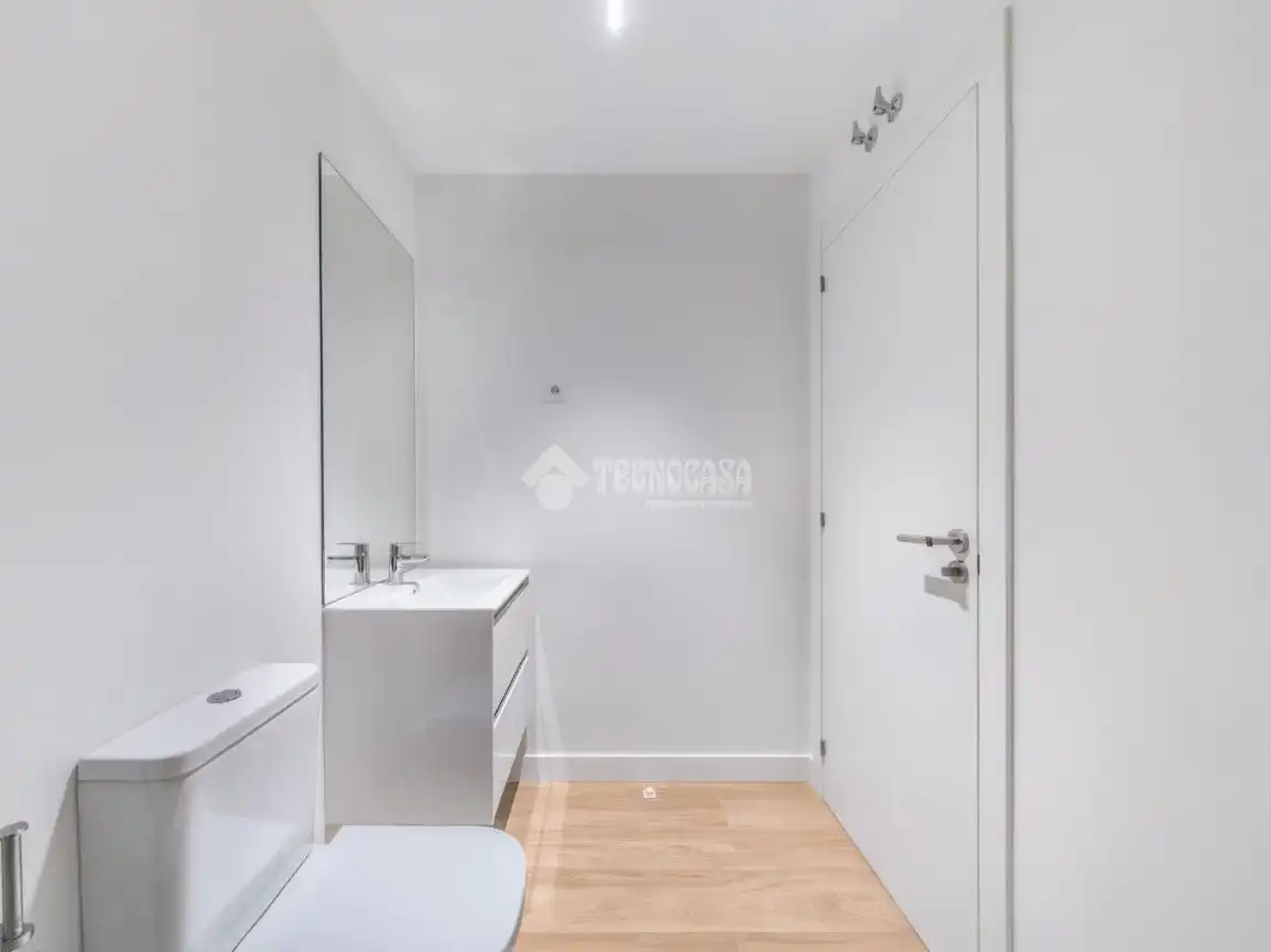 Badezimmer von Wohnung zum Verkauf in Madrid mit Heizung, Abstellraum und Gemeinschaftspool