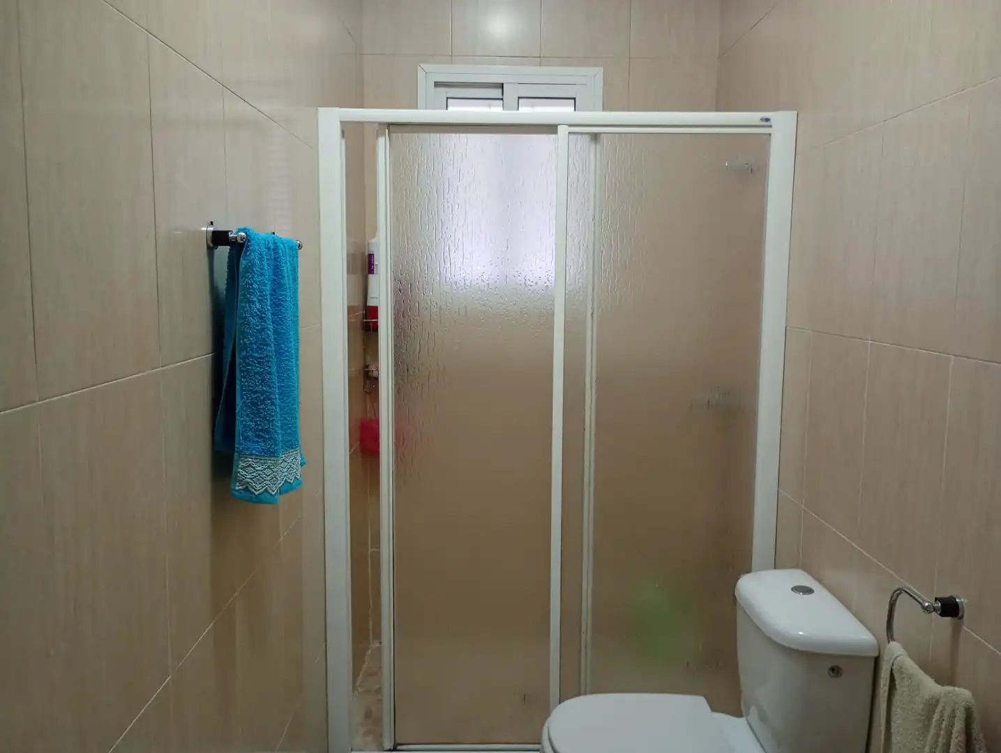 Bathroom of Ground floor for sale in Albaida del Aljarafe  with Air Conditioner