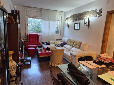 Piso con ascensor en venta en Horta - Guinardó