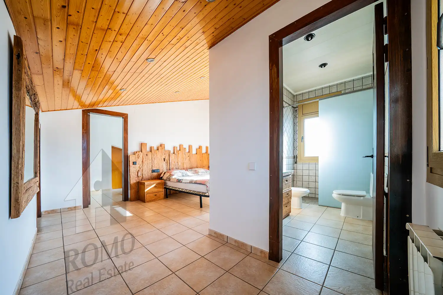Dormitori de Casa o xalet en venda en Bigues i Riells del Fai amb Aire condicionat, Calefacció i Jardí privat