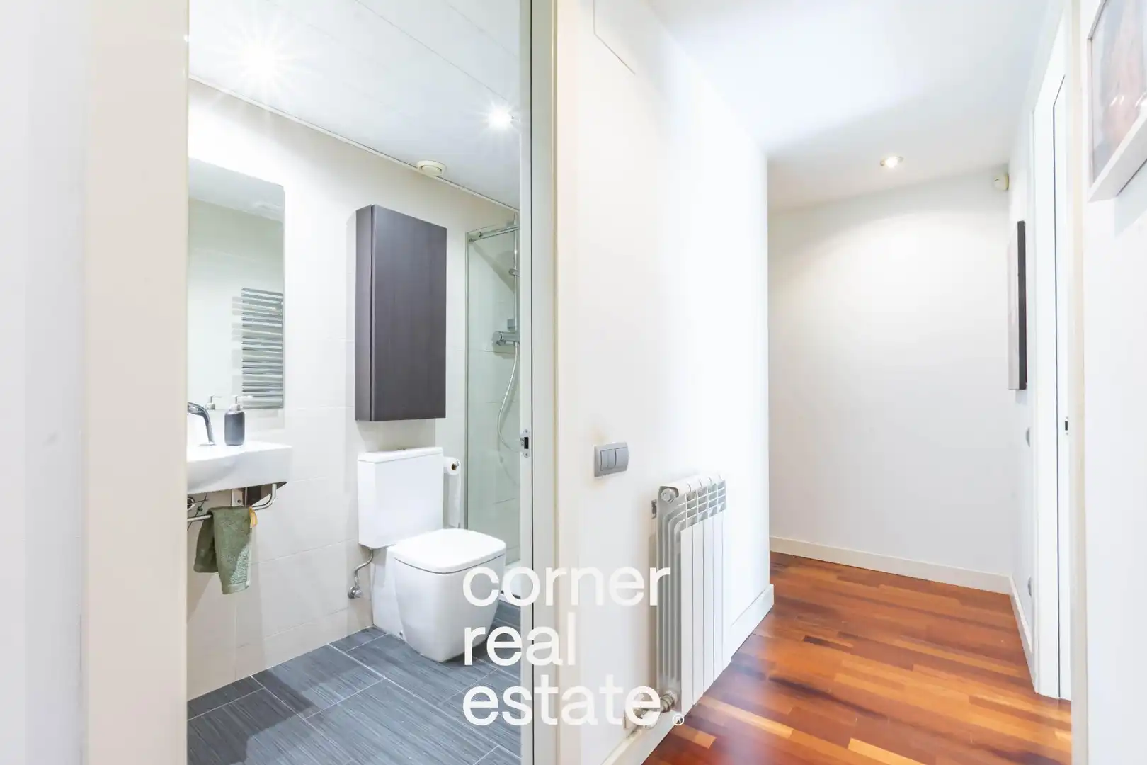 Exterior view of Flat for sale in Sant Cugat del Vallès  with Air Conditioner, Heating and Parquet flooring