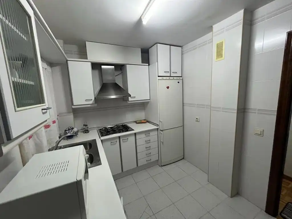 Apartamento de alquiler en Calle Ángel, Hospital