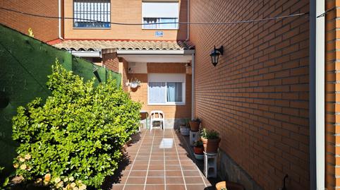 Foto 2 de Casa adosada en venta en Calle José Saramago, Casarrubuelos, Madrid